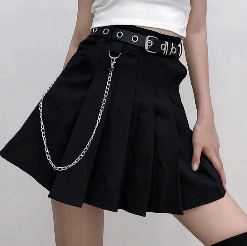 Gothic Skirt with Chain and Exterior Pockets